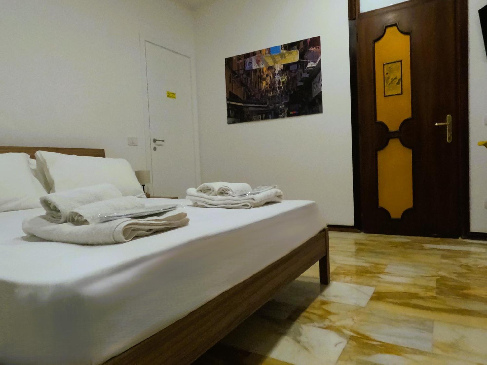 那不勒斯 Punto Felice Riviera - Centro Citta Lungomare Caracciolo酒店 外观 照片